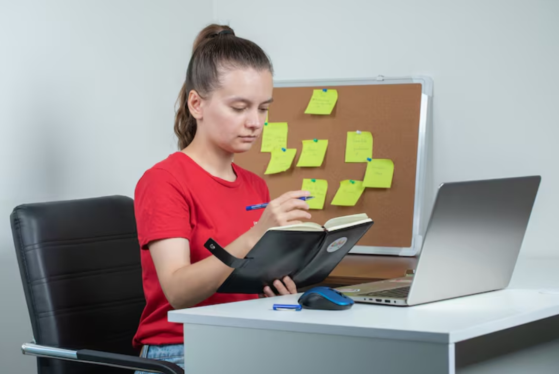 Digital Record Management for Schools Using Modern Software